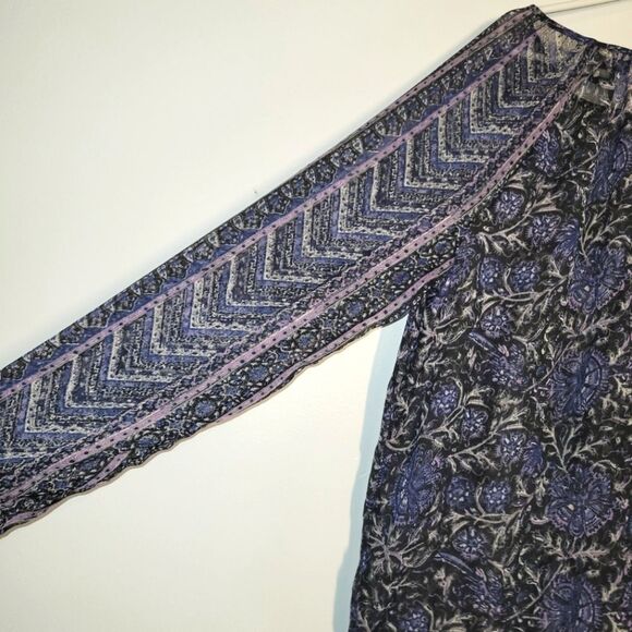 Lucky Brand Black Blue Sheer Top Large - Picture 7 of 11